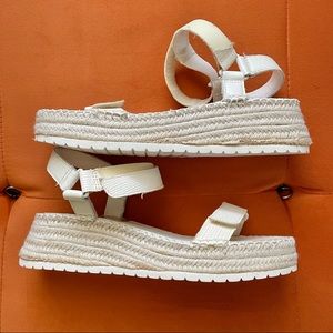 Dolce Vita Myra Sandals - Brand New